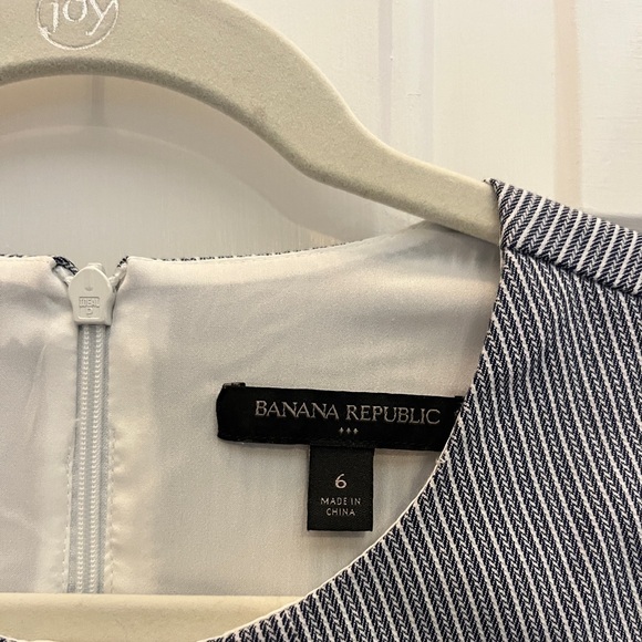 Banana Republic Striped Faux Wrap Sleeveless Mini Dress, Size 6 - Picture 3 of 12